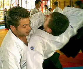 Aikido — Plzen 2000.