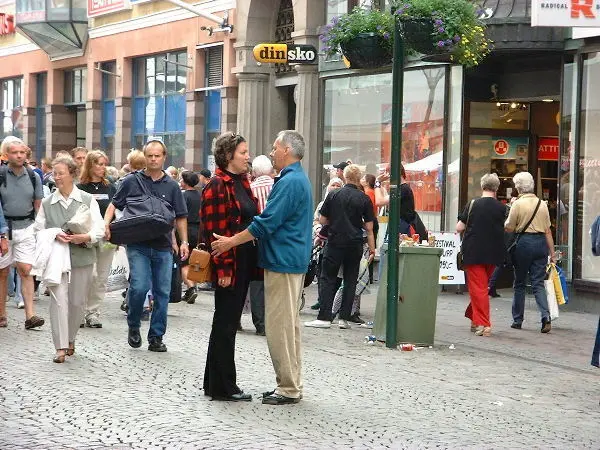 Folks at a festival. Photo: Stefan Stenudd.