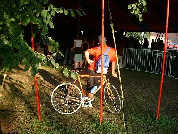 Folks at a festival. Photo: Stefan Stenudd.