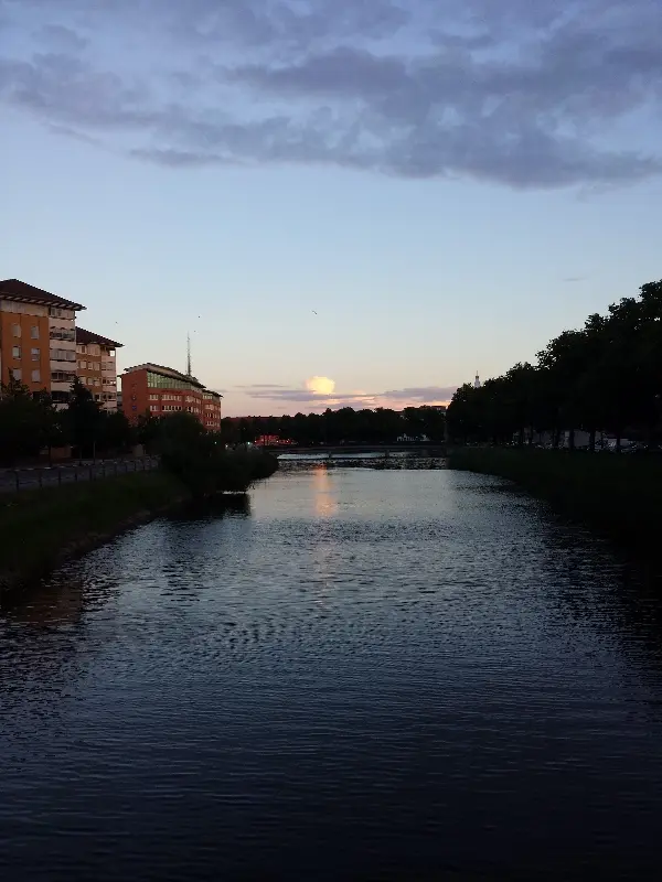 Sky photo by Stefan Stenudd.