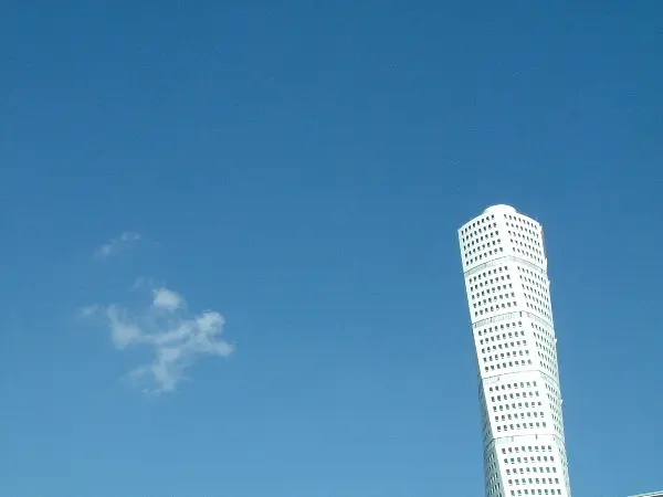 Turning Torso in Malm, Sweden. Photo by Stefan Stenudd.